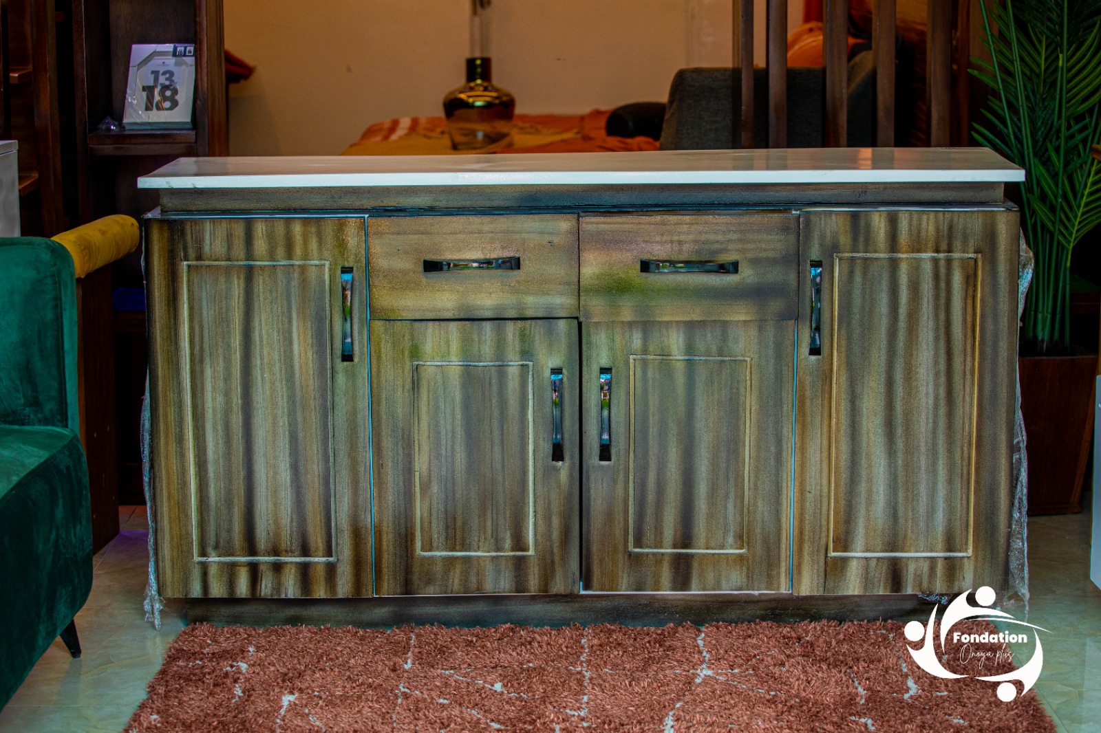 Comode en bois